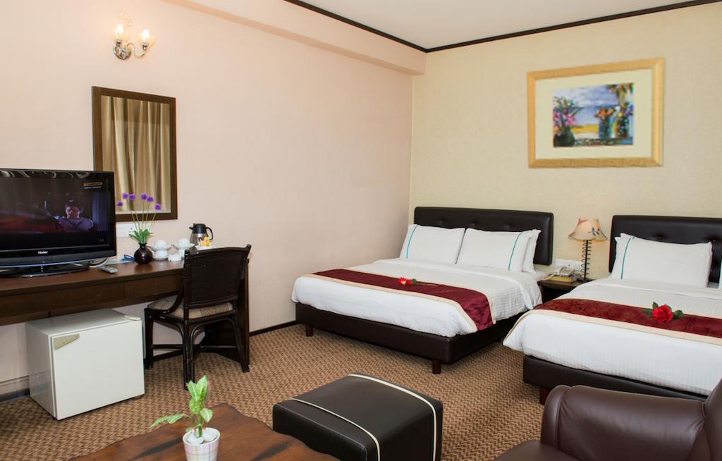 Hotel Vistaria Джохор Бахру Екстериор снимка