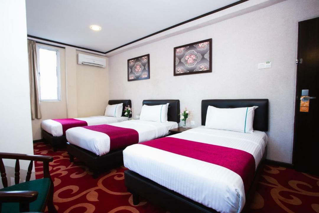 Hotel Vistaria Джохор Бахру Екстериор снимка